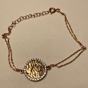 Elegant Gold Chain Bracelet with Crystal Accents